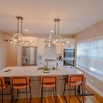 Luxury Stylish 3Br Home Minutes From Downtown