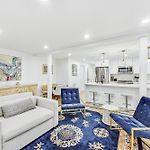 East Lincoln Park Gem Spacious 4 Br