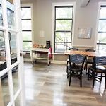 Chicago Parthenon Hostel