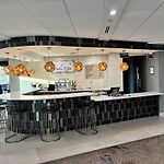 Holiday Inn Chicago Midway Airport S By Ihg