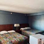 Skylark Motel