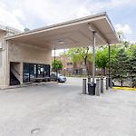 Best Motel By Oyo Chicago I-90