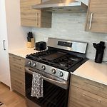 Suite Dreams - Designer Style - Central - Sleeps 7