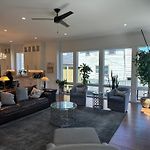 Lyons\' Suite