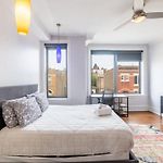 Modern 4 Bedroom Greystone
