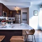 Mccormick 4Br Huge Unit W/ Pool Table | Sleeps 10
