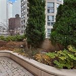 The Bernadin- Designer 3Br City Center With Balcony