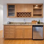 Cozy Wicker Park Home With Movie Room