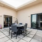 Lux Dtown Penthouses 9Bd-9Ba Sleep 25 Parking, Pool, Gym
