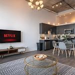 Convenient Cozy 2Br Loft With Optional Parking For 8 Guests Near Mccormick Place, Soldier Field And Lakefront Trail
