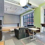 Downtown Chicago Stay With Free In & Out Parking 1