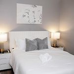 Sleeps7 • 2Br • Coffee Station • Backyard W/ Grill