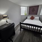 Chicago Avenue Inn