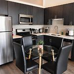 South Loop Chicago 2Br Retreat With Skyline View And Optional Parking For 8 Guests Near Mccormick Place And Soldier Field