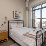Convenient Cozy 2Br Loft With Optional Parking For 8 Guests Near Mccormick Place, Soldier Field And Lakefront Trail