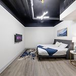 Group-Friendly 6Br Luxury Suite In Prime South Loop Location With Optional Parking And Gym Access Near Mccormick Place, Soldier Field And Grant Park