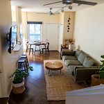 Bucktown Private Condo