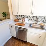 Bucktown Private Condo