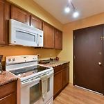 Mins From O\'Hare • Safe Location • Private Parking