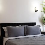 2Br • Newly Furnished Modern Apt • Near O\'Hare