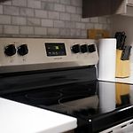 Modern Condo • Safe Chicago Stay Near O\'Hare