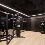 Lux Apts With Lake Views And Top Amenities