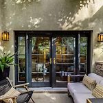 Garden Apt Private Patio Fire Pit Pets Ok