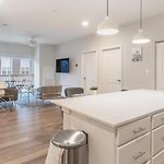 Landing Modern 2Bd Clubhouse Gym
