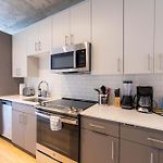 4Br Modern Urban Escape Walk To Zoo Lakefront & Red Line