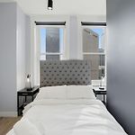 The Plymouth Chicago 3Bd