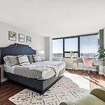 Mich Ave, Downtown, Grant Park 2Bd-2Ba #23