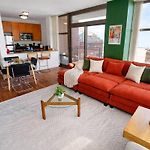 21St Floor Skyline 2Br Near Grant Park & Field Museum