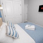 Spacious 3Br Near United Center & Medical District