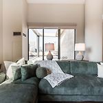 Downtown Penthouse 3Bd Views Parking Gym #2