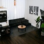 4 Bedroom • Theater Room • Gym • Walk To Lincoln Park!