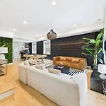 Luxe Chicago Retreat Game Room, Deck Fire Pit