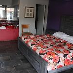 Miami Inn & Suites