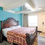 Hotel O Miami Inn & Suites Chicago Midway Airport