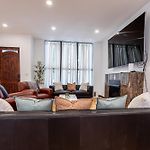 5-Bedroom House In Pilsen Near Medical District