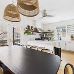 West Town Estate 6Br, Game Room, Decks, 5Gbps