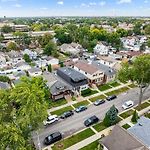 Portage Park, Jacuzzi, Movie Theater, Games & Arcade
