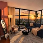 Skyline Luxury 19Th Floor Retreat Near Grant Park