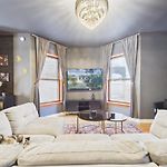 The Dakin Estate 4Br Art Deco Speakeasy Duplex