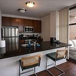 Modern Chicago 2Br Skyline - 5 Min To Grant Park