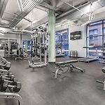 Vintage Downtown Penthouse, Gym & Balcony #6