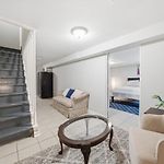 Cozy Woodlawn Garden Apt