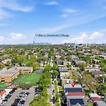 Black Chicago Gallery Solar 2Br Woodlawn Apartment