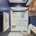 Wrigley Luxe Stay 3Br Free Parking