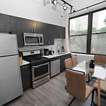 Cozy 2Br Near Mccormick & Wintrust With Opt Parking