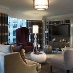 Renaissance Chicago Downtown Hotel
